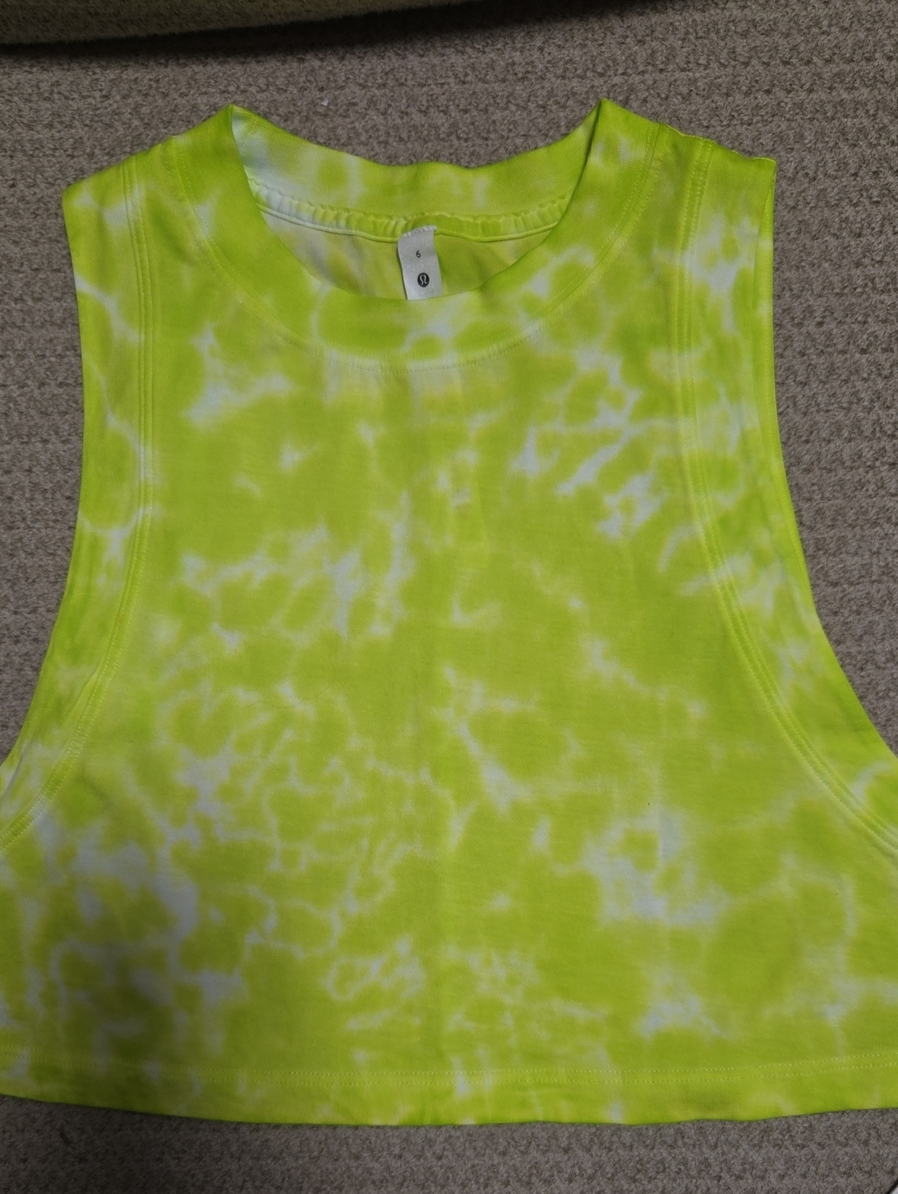 Lululemon All Yours Crop Tank Tie Dye Size 6 NWT